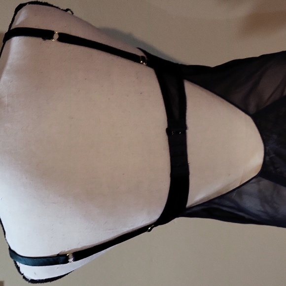 Ann Summers Elegant Lace Chemise - Picture 6 of 16